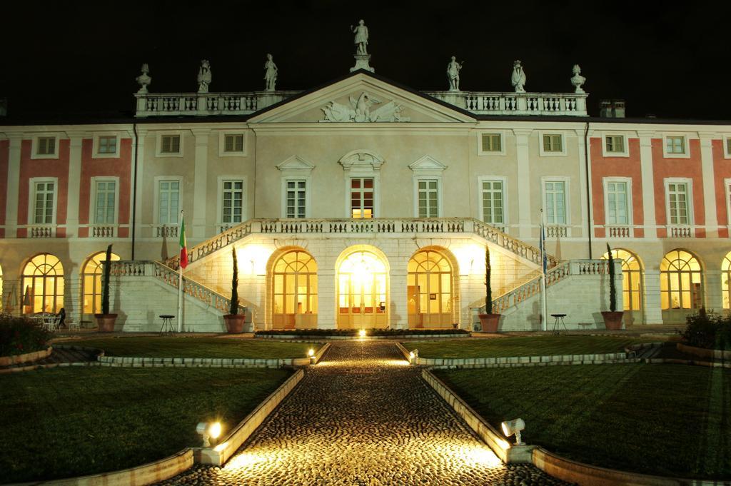 Villa Fenaroli Palace Hotel Rezzato Exterior photo