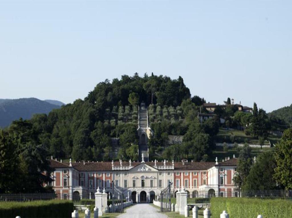 Villa Fenaroli Palace Hotel Rezzato Exterior photo